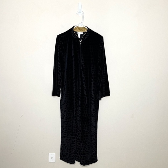 Vintage Natori Black Croc Velour Full Zip Robe - Picture 1 of 7